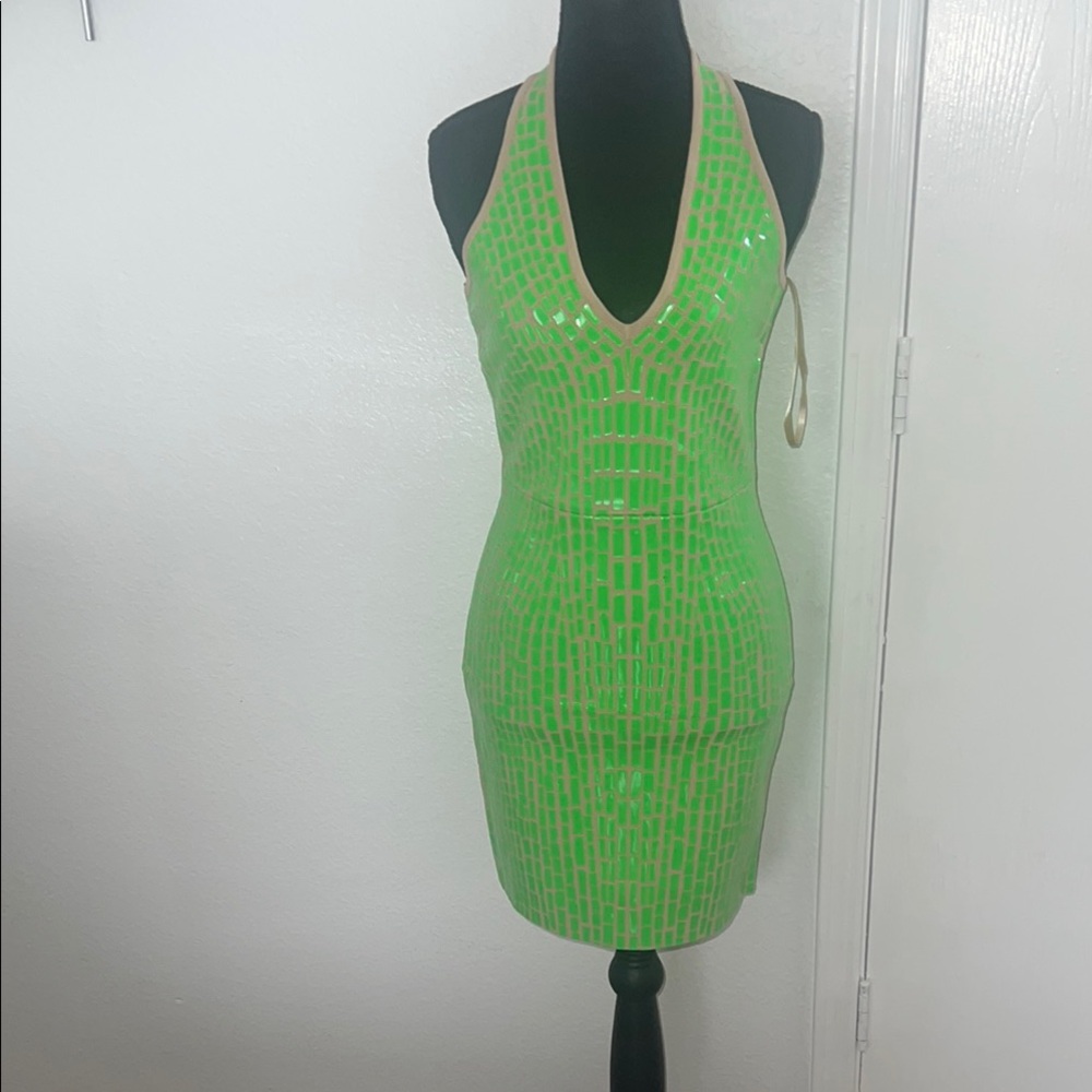 BCBGMAXAZRIA Green Sequin Halter Dress. Sz Small - Picture 1 of 9